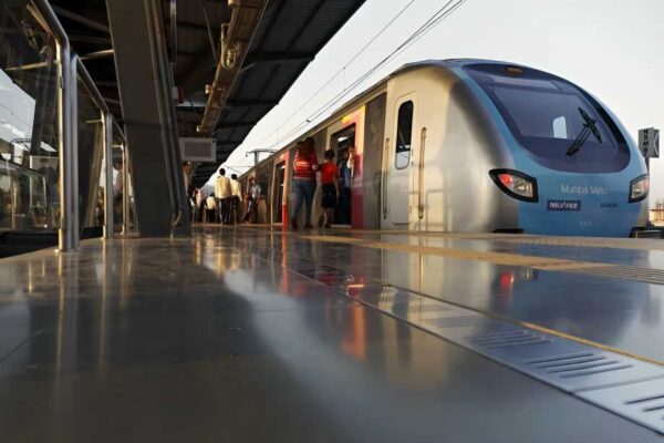Retail Hubs Coming To Metro 3: BKC And CSMIA T2 Stations To Host Shops And Eateries