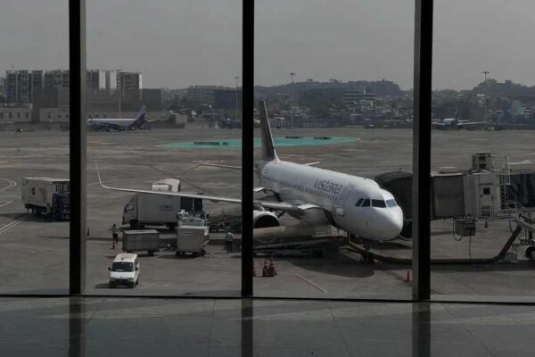 Private Jet Operators Oppose CSMIA Parking Ban, Cite Delays And Lack Of Alternatives