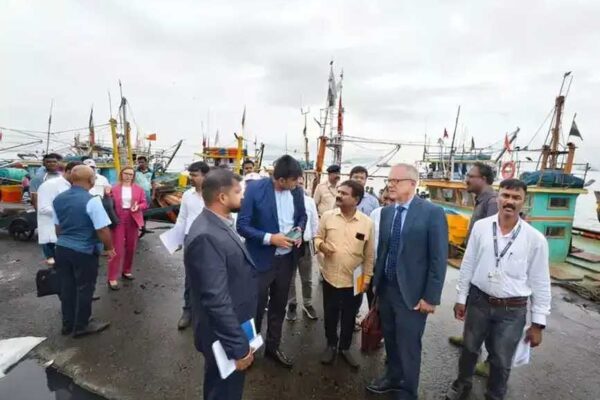 Maharashtra Joins Hands With Finland To Upgrade Mumbai’s Sassoon Dock