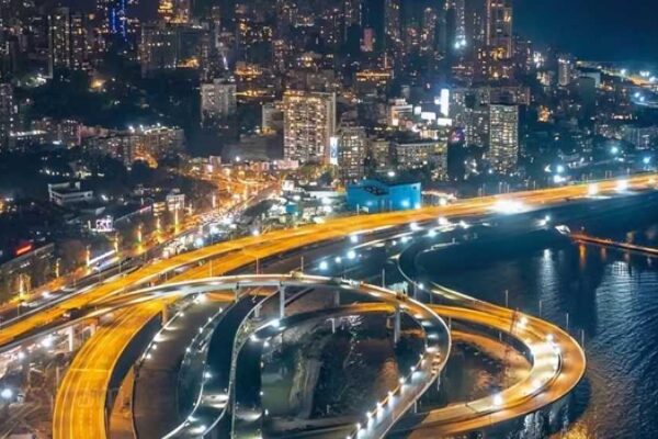Viral Post Says Bengaluru’s Poor Infrastructure May Drive Tech Talent To Mumbai