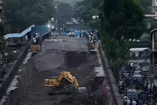 Elphinstone Bridge Reconstruction Hits Roadblock Over Rs 59 Crore Dispute Between WR And Maharail
