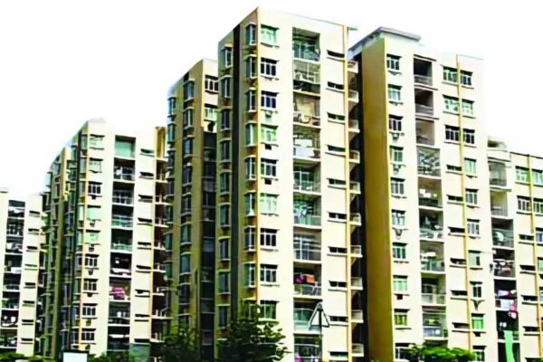 SRA Halts 140 Slum Redevelopment Projects In Mumbai Over Rent Arrears And Pollution Violations