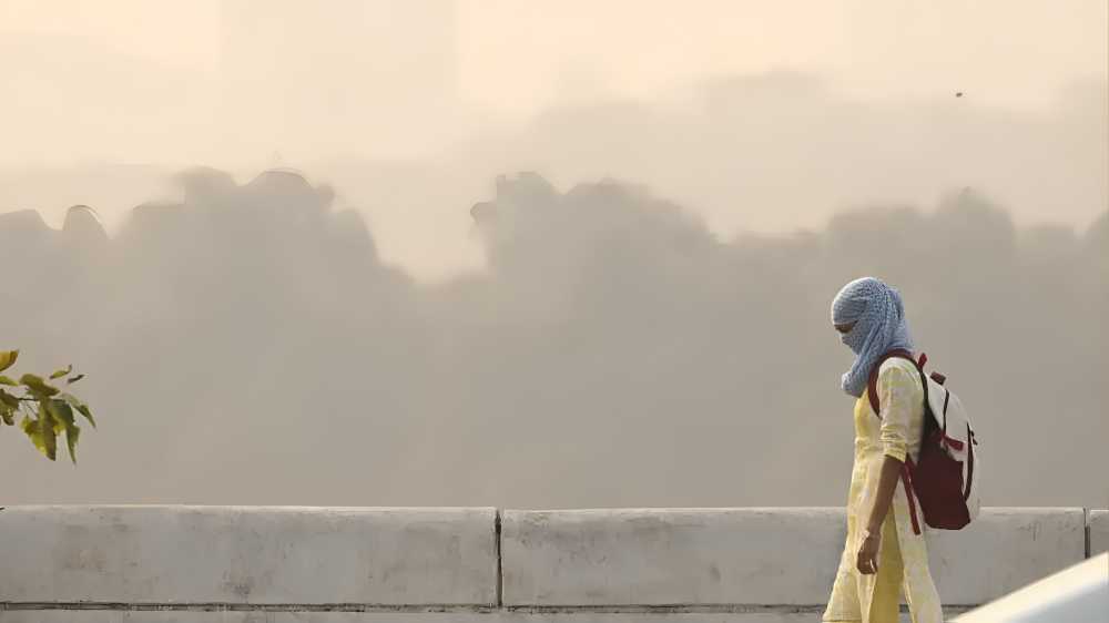 Smog Blankets BKC As Mumbai’s AQI Stays In ‘Moderate’ Zone For Third Straight Day