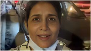 Actor Sonali Kulkarni Stuck For 5 Hours In Mumbai-Pune Traffic Jam, Calls Experience ‘Scary’