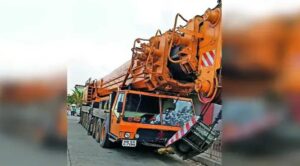 Crane Blockage On Bandra East Road Triggers FIR; Authorities Tighten Action On Project Delays