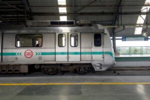 Mumbai Metro Line 2B Marks Milestone With 252-Tonne Steel Span Launch Over Central Railway Tracks