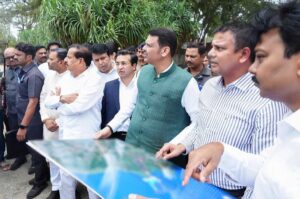 CM Fadnavis Reviews Rs 1.36 Lakh Crore Infrastructure Projects In Palghar, Inspects Vadhavan Port & Key Connectivity Plans
