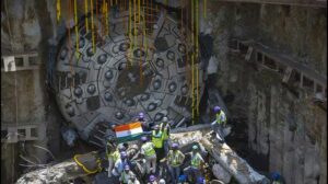 MMRDA Faces Potential Rs 250-Crore Setback Over Metro 7A Air Funnel Violation