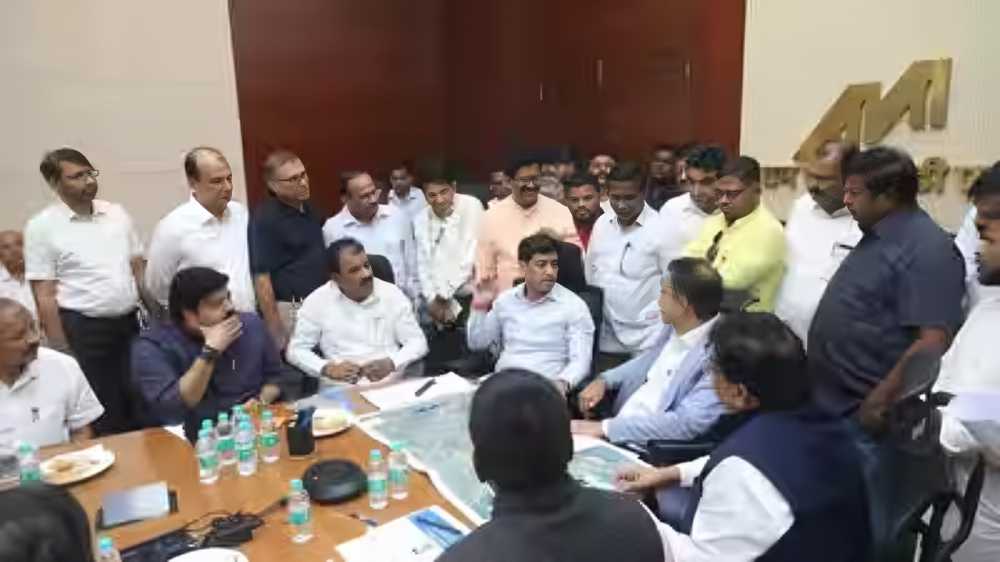 Shinde Urges MMRDA to Fast-Track Ranjnoli-Kalyan-Shilphata Corridor