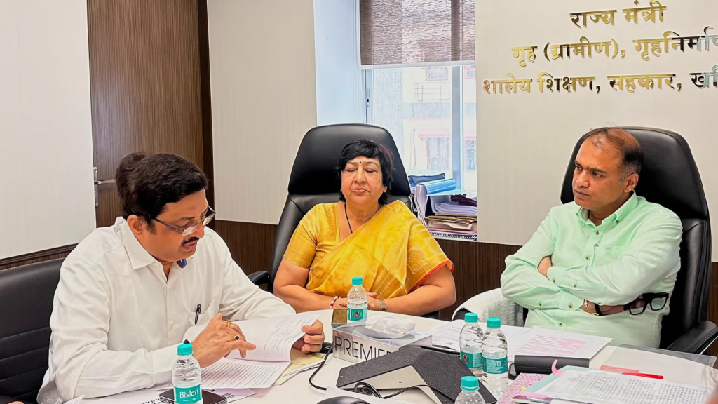 Minister Pankaj Bhoyar Directs MHADA To Resolve Long-Pending Aramnagar Housing Issues