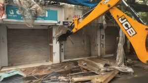 BMC Removes 15 Unauthorised Stalls In Byculla Under ‘Pedestrian First’ Drive